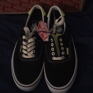 Vans , new in box, men’s size 9